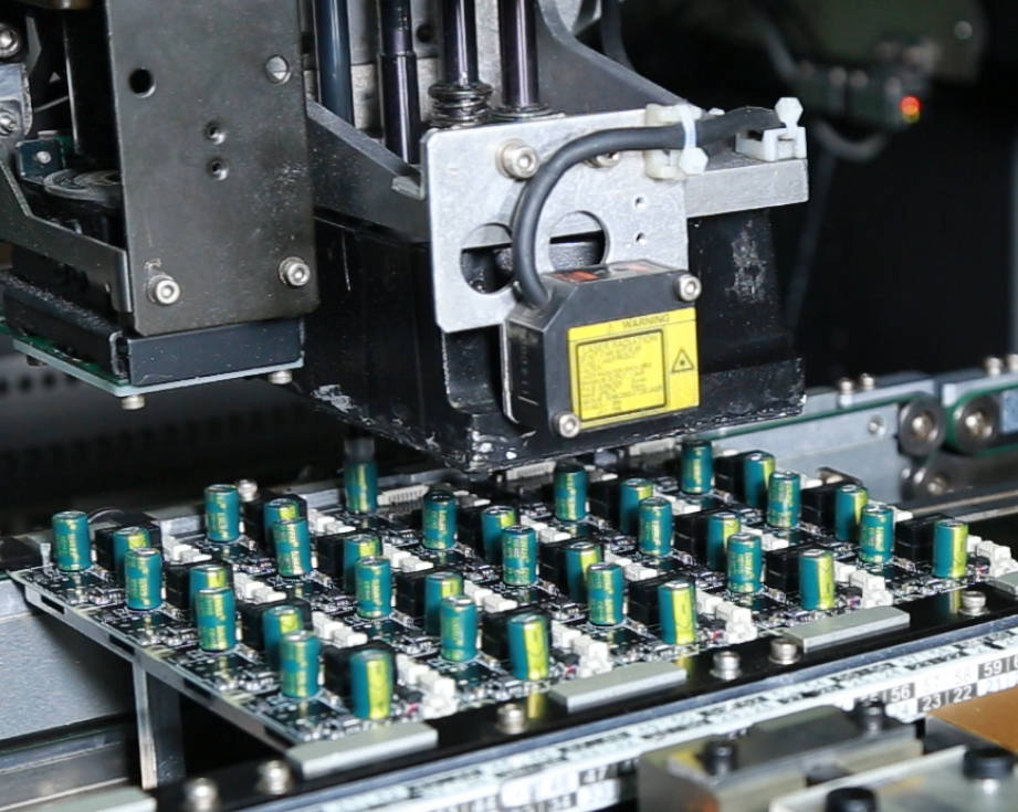PCB电容插件机提升电子制造效率的关键设备