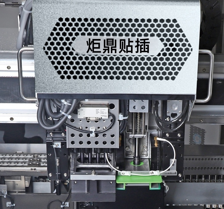 突破极限！电源适配器插件机智能化升级与未来演进方向​