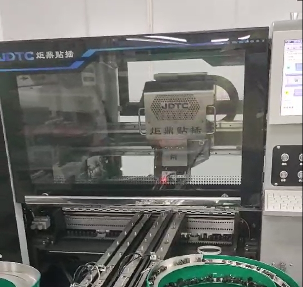 电器元件插件机：驱动电子制造高效化与自动化的核心引擎​