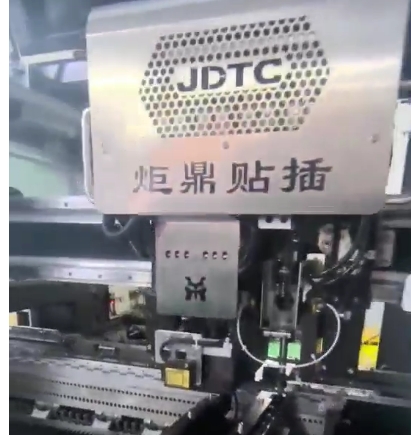 精明选型指南！选购高性能PCBA插件机的7大黄金法则​