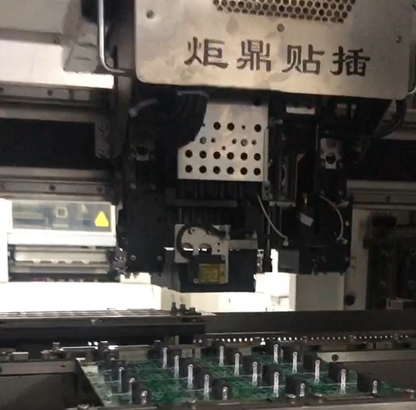 异形元件插件机：精密电子装配中“特殊任务”的专属解决方案