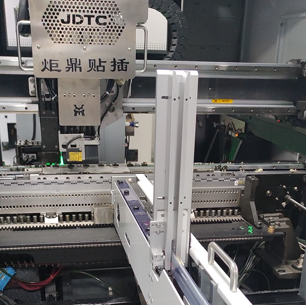 不只是卖设备：卓越的插件机供应商为您带来的三大核心价值​