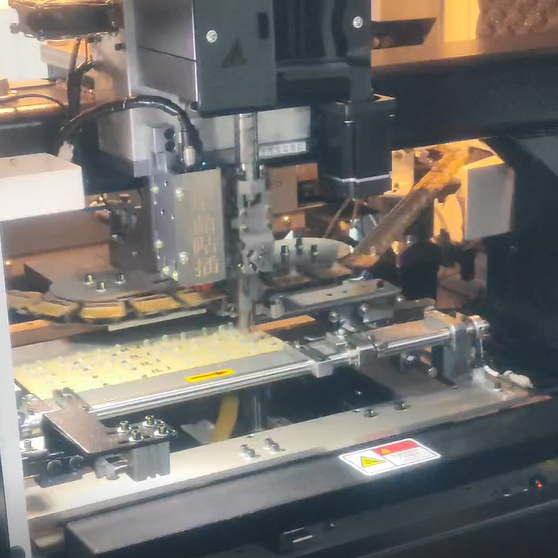 算清这笔账：投资自动插件机的真实投资回报率（ROI）分析​