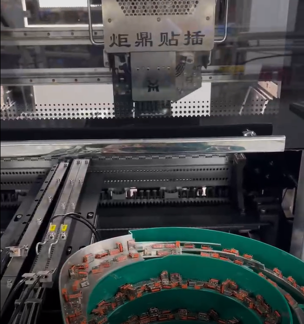 异型插件机：算清这笔经济账，揭秘其如何成为电子制造企业的引擎​