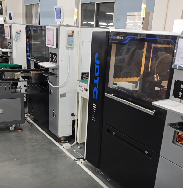 智能化插件机：电子制造企业转型升级的战略支点​