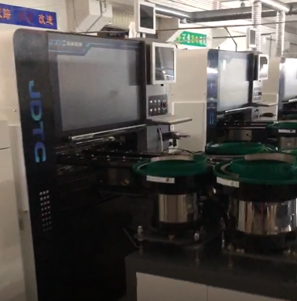 自动插件机选购指南：五大关键因素助您做出明智决策