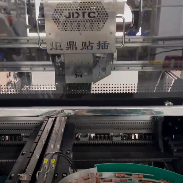 适配器插件机：打造高效稳定电源适配器生产线的核心装备